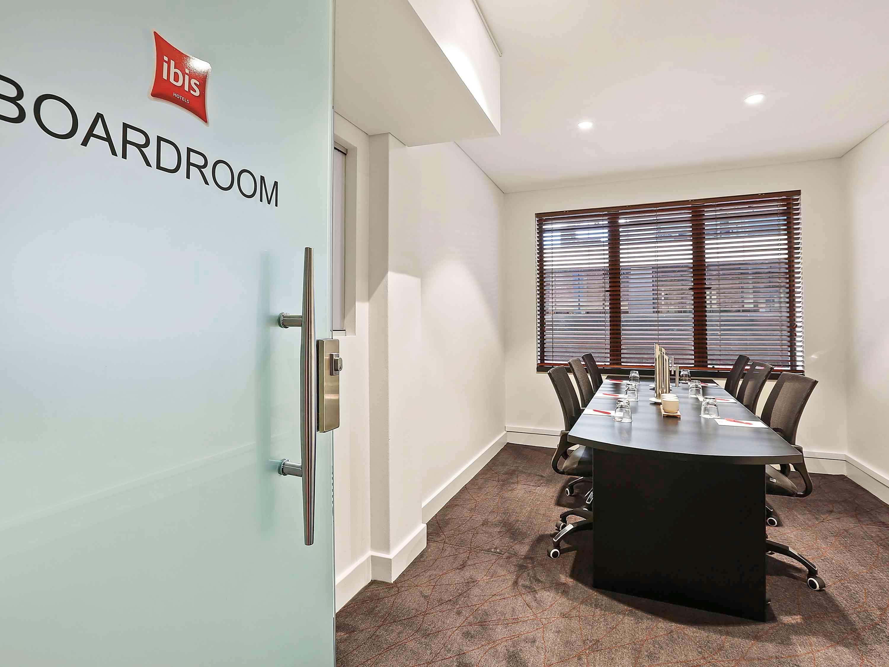 Hotel Ibis Sydney World Square Exterior foto